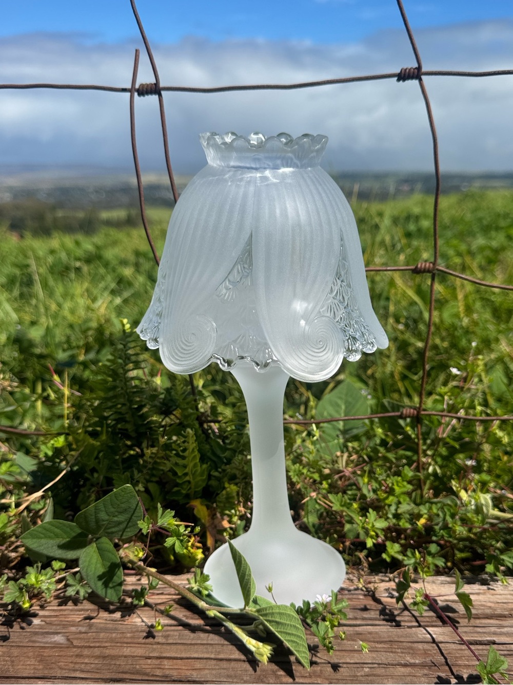 PartyLite Clairmont Fairy Lamp Satin Frosted Candle Holder Romantic Cottage 10" - Picture 1 of 7